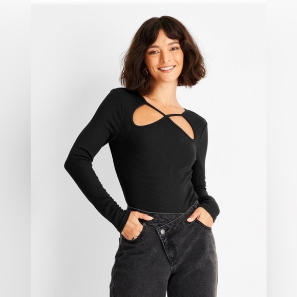 Women’s Ribbed Cut Out Neck Bodysuit - Picture 1 of 3